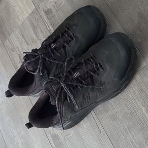 HOKA Men's Kaha Low GORE-TEX Hiking Shoes size 11D US.